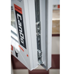 Janela PVC Oscilobatente 88x58 cm com Vidro Duplo | Cando