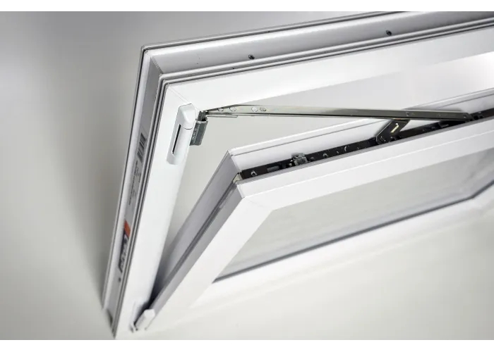Janela PVC Oscilobatente 88x58 cm com Vidro Duplo | Cando