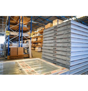 Porta Exterior PVC Meio Vidro Fosco 98x208cm Direita