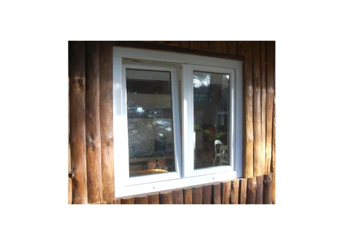 Janela PVC Oscilobatente 110x100 cm com Vidro Duplo | Cando