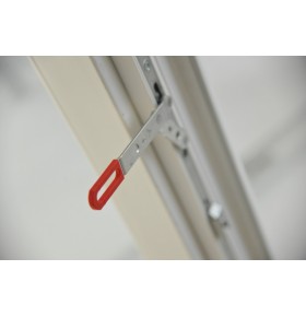 Janela oscilobatente, de sacada em PVC Aluplast, sem estore