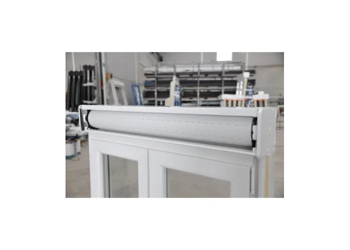 Janela PVC Oscilobatente Por Medida com Estore 2 Folhas Vidro Duplo Aluplast A+