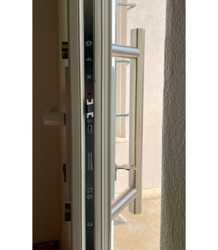 Porta Exterior Aluplast PVC AIRES 90x200cm Branca Direita