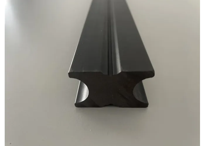 Suporte WPC para Revestimento Ripado Exterior Le Mur 290x4x2,5cm (Barrote) - p/1m²