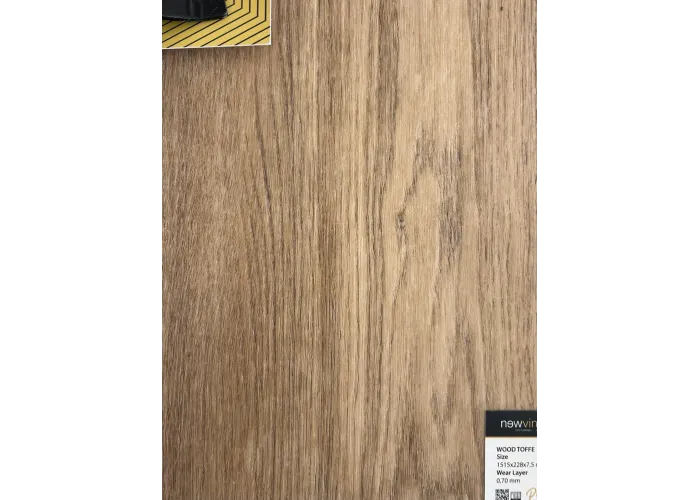 Pavimento Vinilico SPC Flutuante Carvalho Wood Toffe PLUS XL NewVinyl 7,5 mm