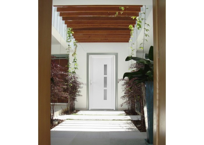Porta Entrada PVC Manhattan 3 Vidros 90×205 | Veka 70 mm