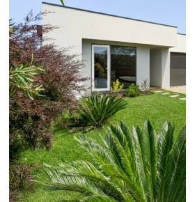 Porta-Janela PVC Vidro Transparente 90×205 | Veka 70 mm