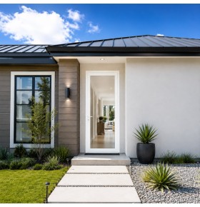 Ambiente de casa com a porta Exterior PVC Vidro Duplo Transparente fabricada por medida com abertura direita